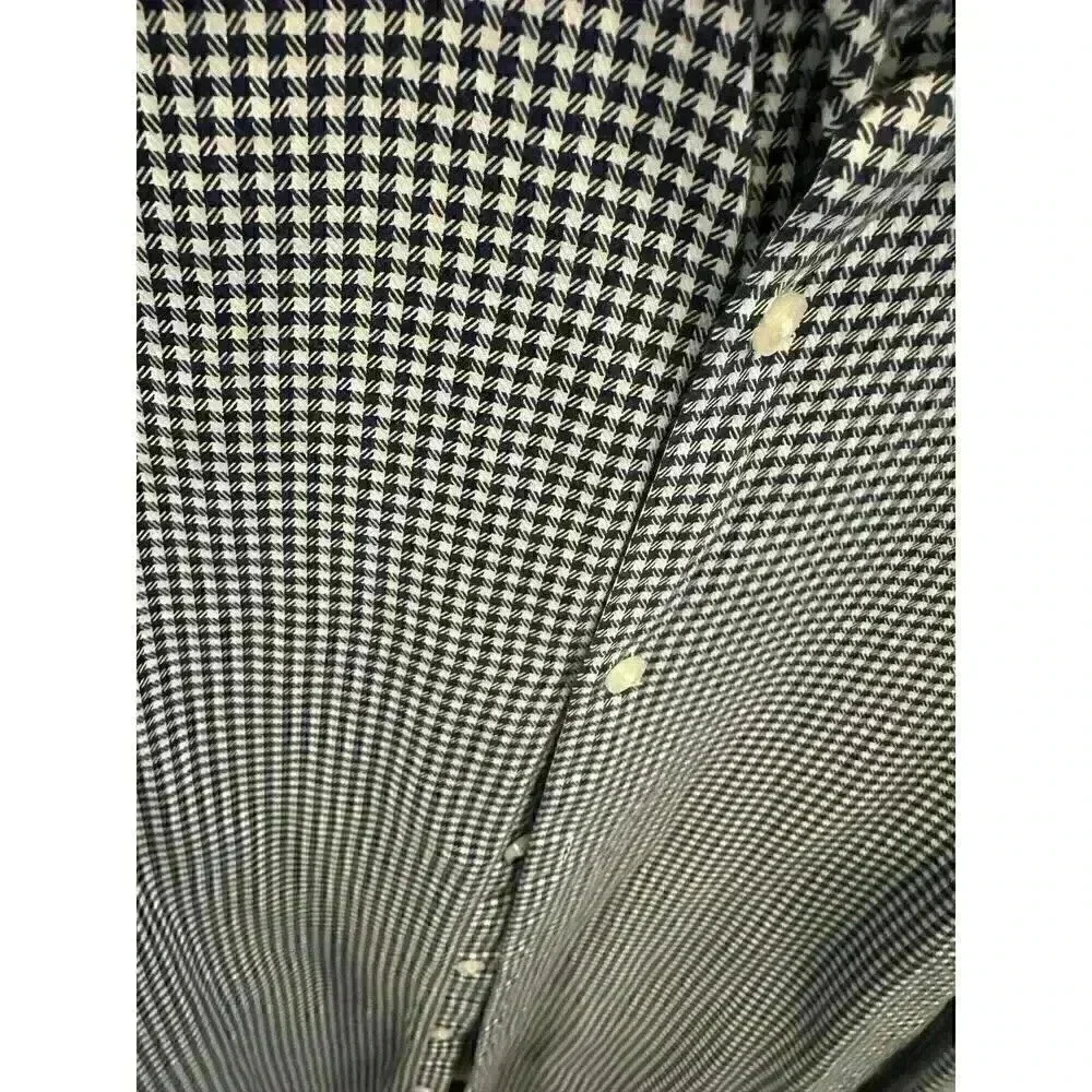 Hugo Boss Men's Dress Shirt 16.5 - 32/33  Elegance and Sophistication Redefined - Picture 4 of 5